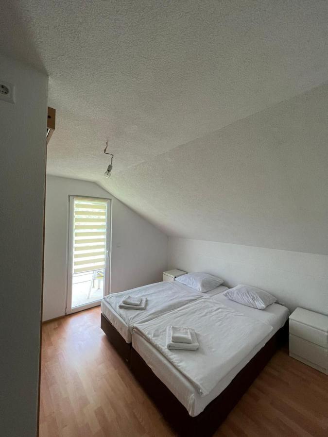 S&R Lake View Hostel Кониц Экстерьер фото